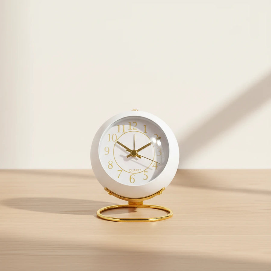 Réveil vintage blanc