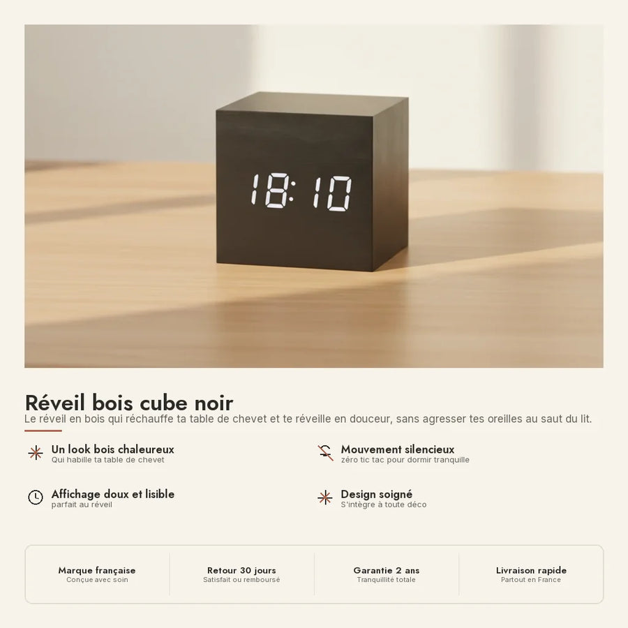Réveil bois cube noir