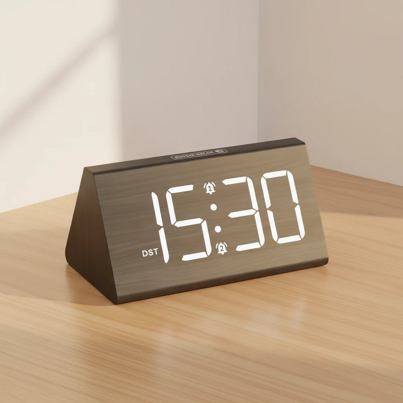 Réveil digital en bois à LED