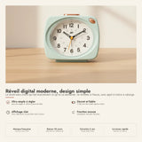 Réveil digital moderne, design simple