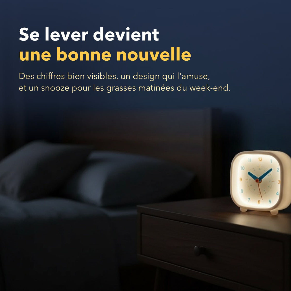 Réveil éducatif coloré pour enfant en situation dans une chambre d'enfant