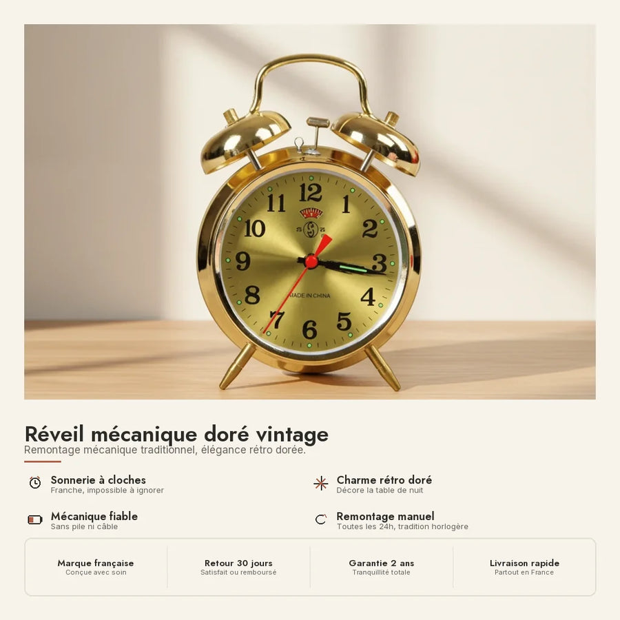Réveil mécanique doré vintage