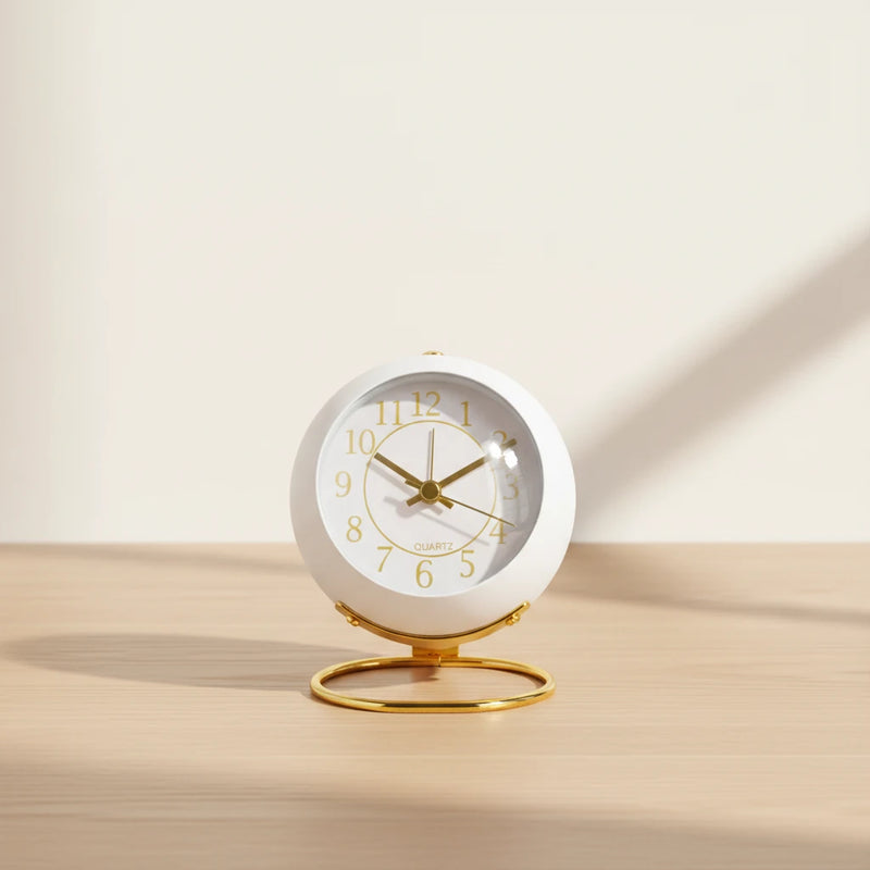 Réveil vintage blanc